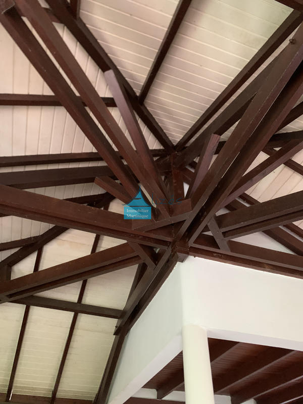 Maison - 160 m² - 4 pièces