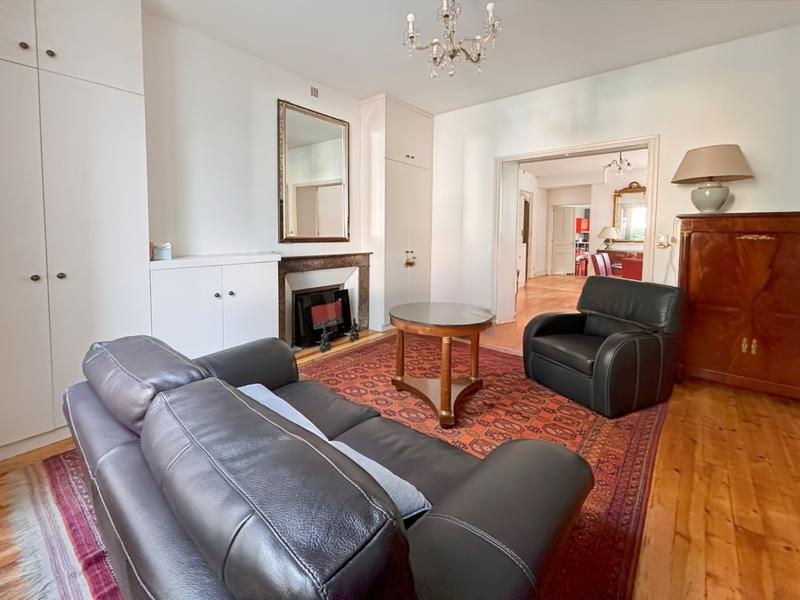 Appartement bourgeois - 113 m² - 5 pièces