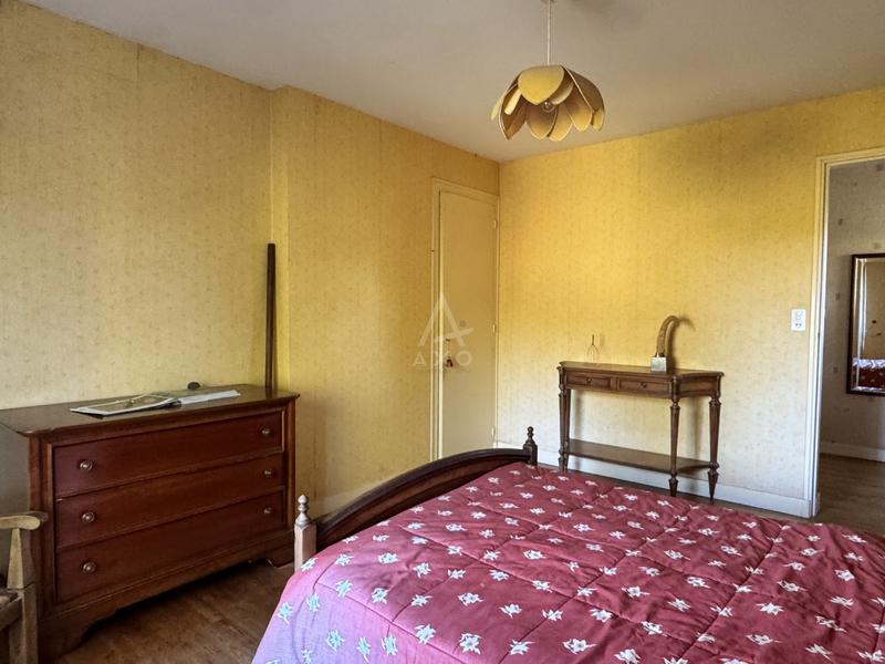 Maison - 190 m² - 8 pièces