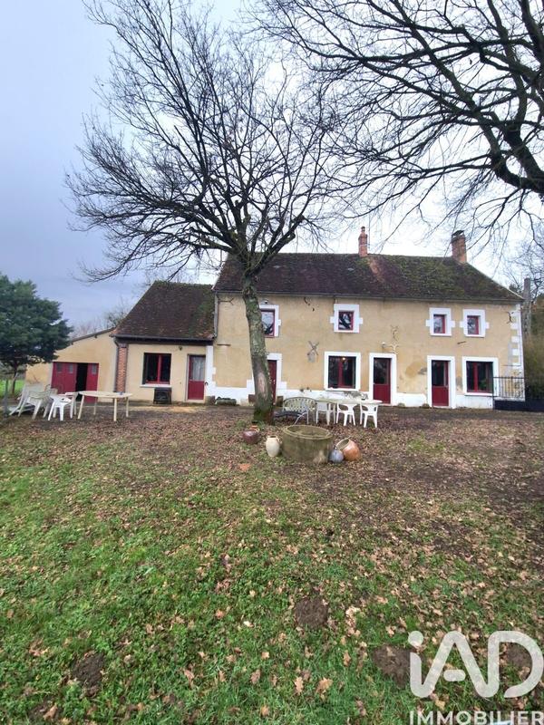 Maison - 250 m² - 5 pièces