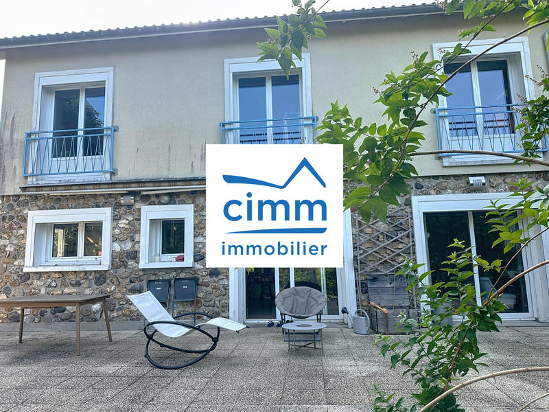 Maison - 135 m² - 6 pièces