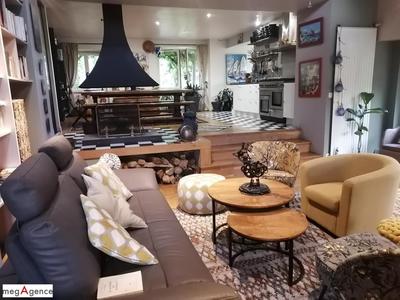 Maison ancienne - 230 m² - 9 pièces