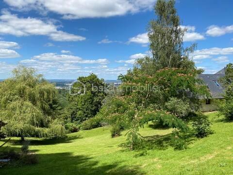 Maison d'architecte - 223 m² - 7 pièces