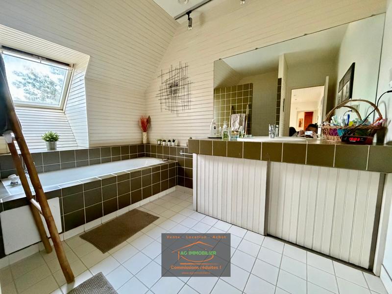 Maison - 180 m² - 7 pièces