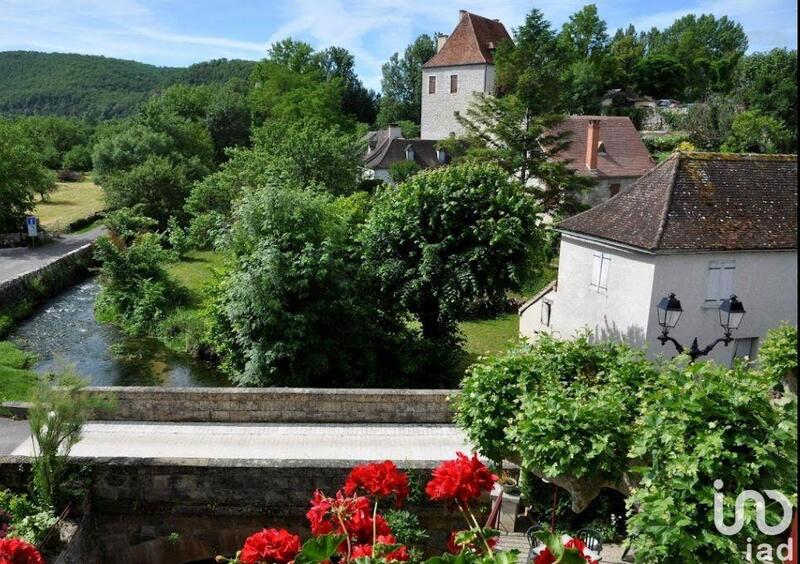 Local commercial - 1 200 m²