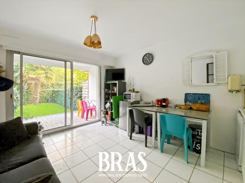 Studio - 24 m² - 1 pièce