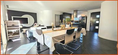 Maison - 150 m² - 7 pièces