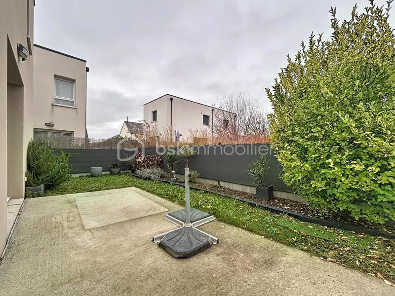 Maison - 102 m² - 5 pièces