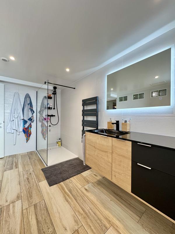 Maison - 155 m² - 6 pièces