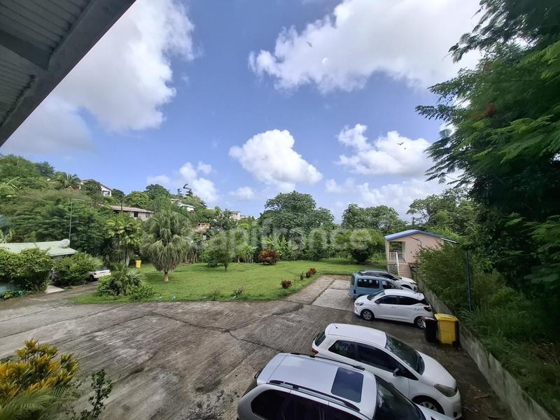 Immeuble - 334 m² - 17 pièces