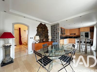 Maison - 165 m² - 7 pièces