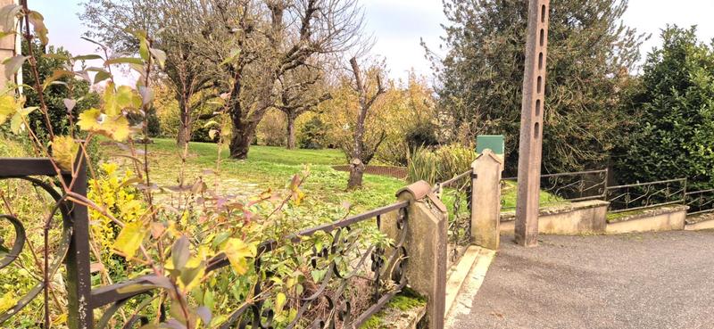 Maison - 164 m² - 9 pièces