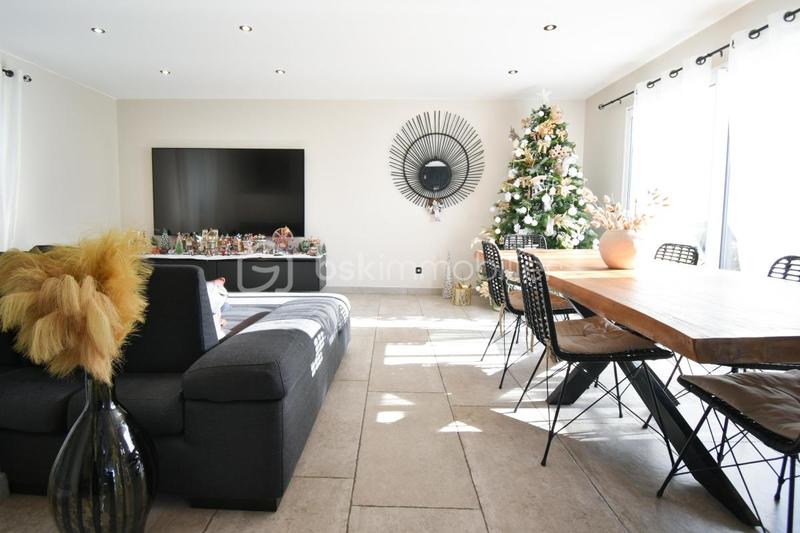 Maison - 101 m² - 4 pièces