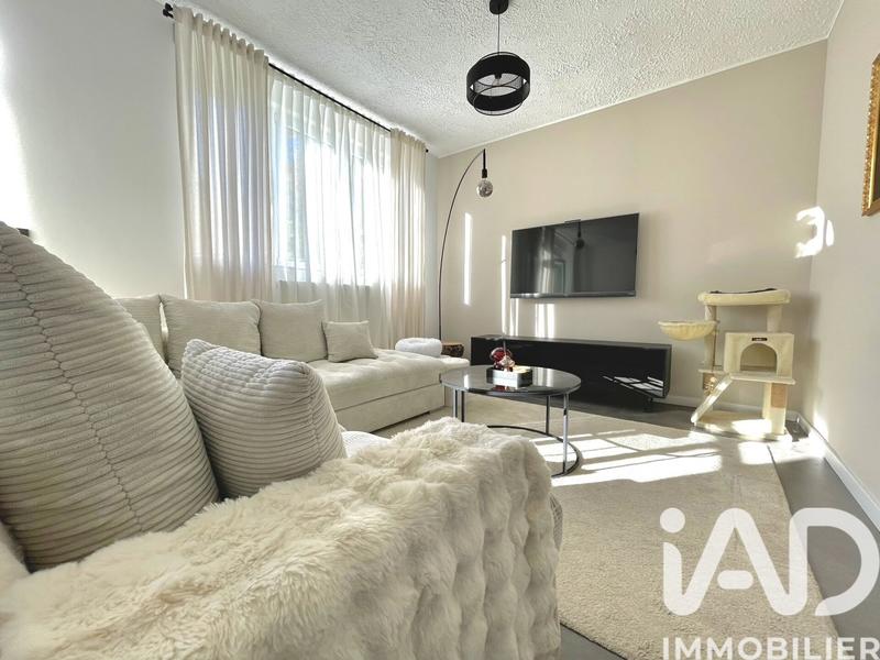 Appartement - 92 m² - 4 pièces