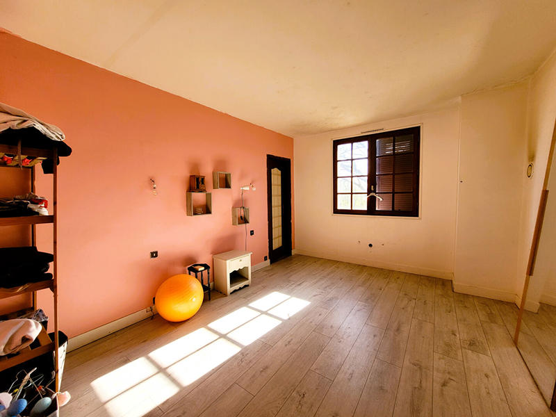 Maison - 177 m² - 7 pièces