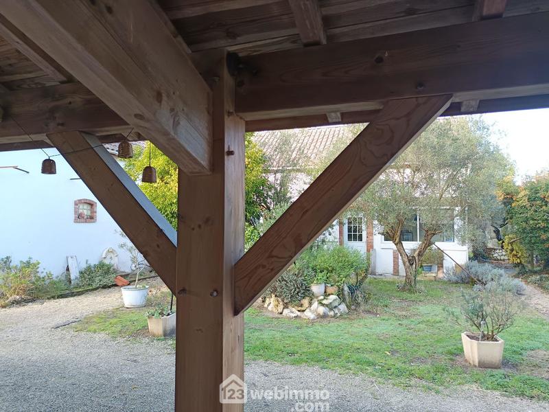 Maison de maîtres - 316 m² - 11 pièces