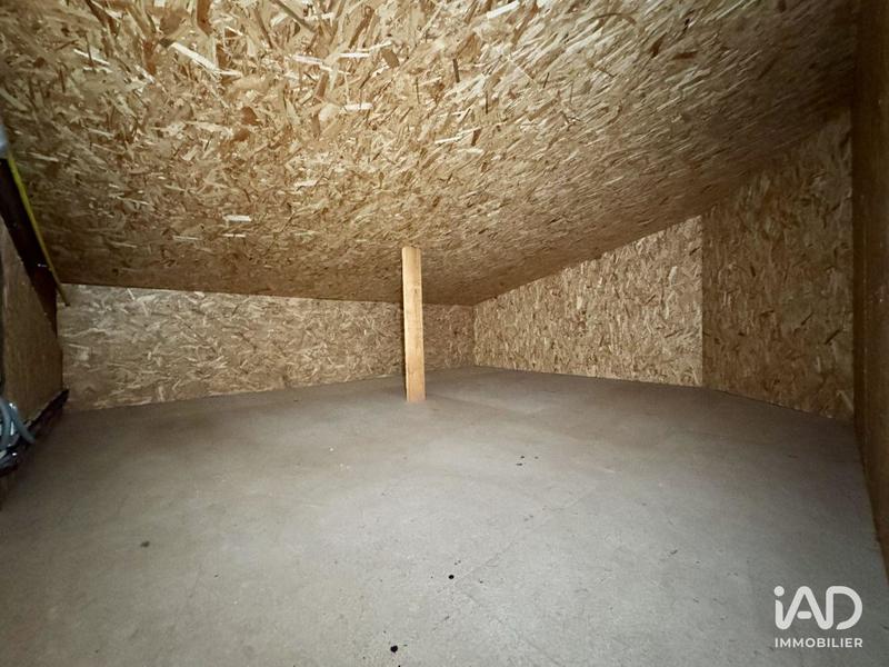 Local commercial - 1 200 m²