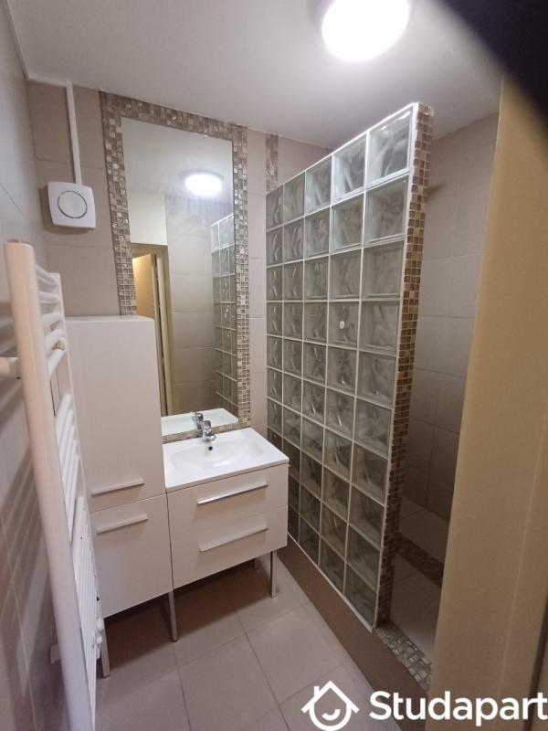 Chambre - 13 m² - 1 pièce