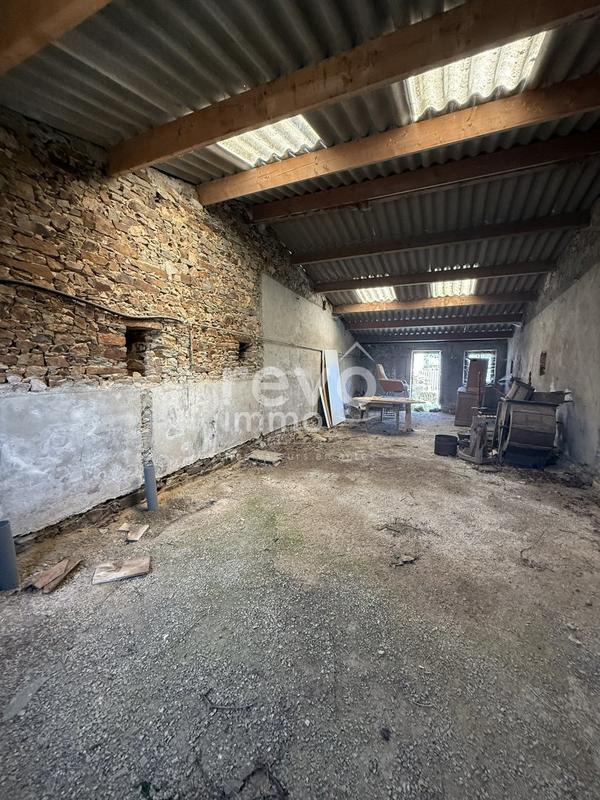 Grange - 296 m² - 3 pièces