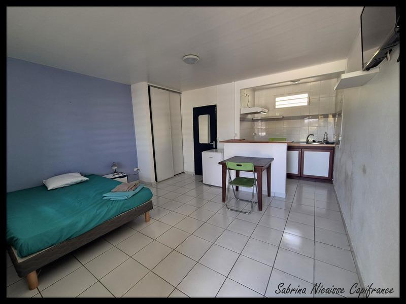 Studio - 23 m² - 1 pièce