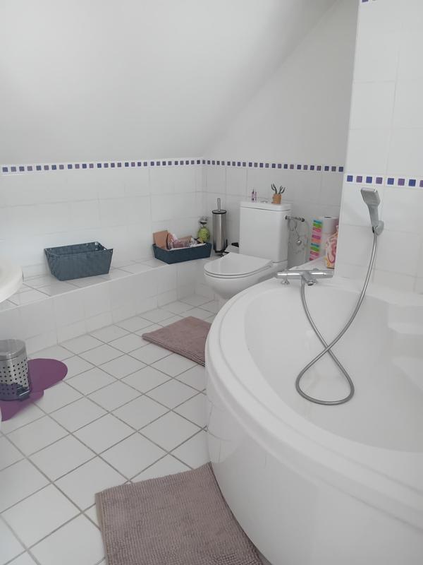 Maison - 201 m² - 6 pièces