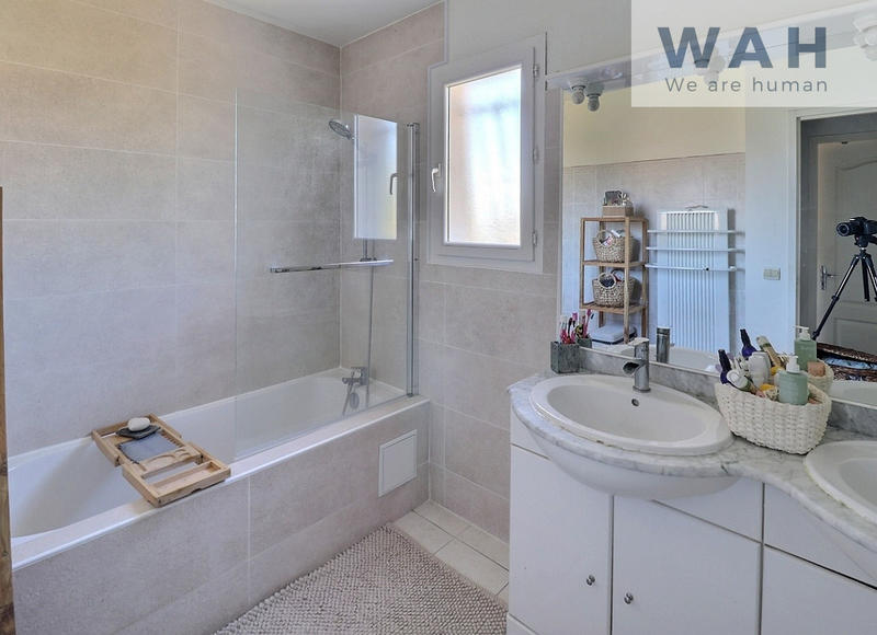 Maison - 86 m² - 4 pièces