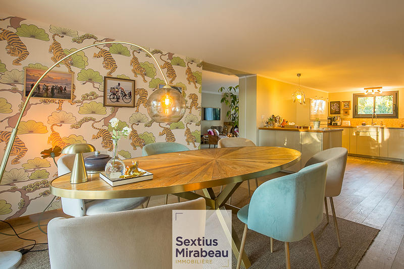 Maison - 138 m² - 6 pièces