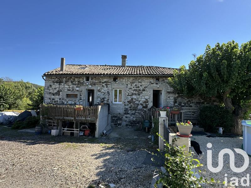 Maison - 190 m² - 15 pièces