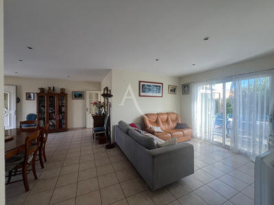 Maison - 92 m² - 4 pièces