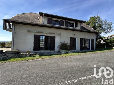 Maison - 190 m² - 6 pièces