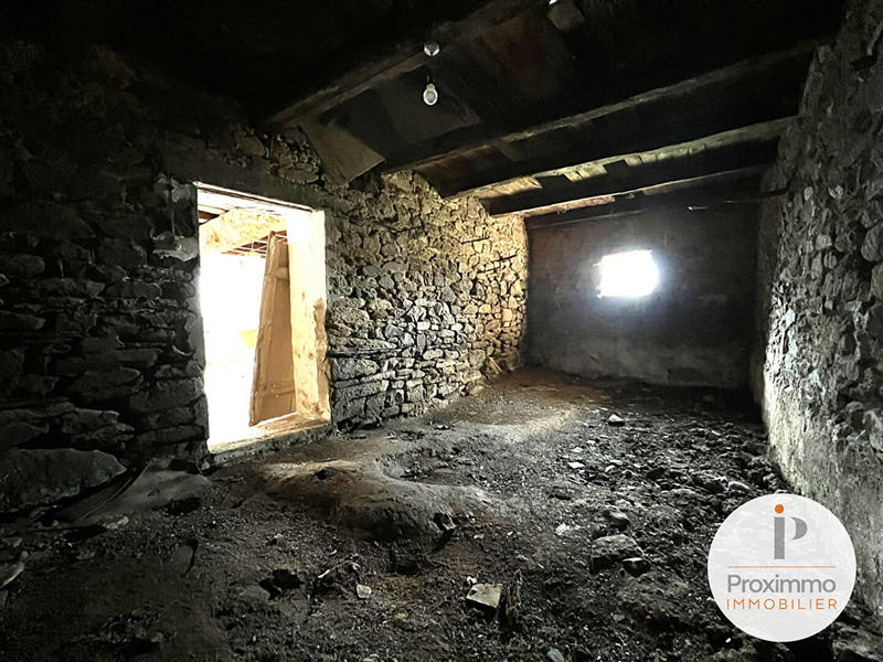 Maison - 340 m² - 13 pièces