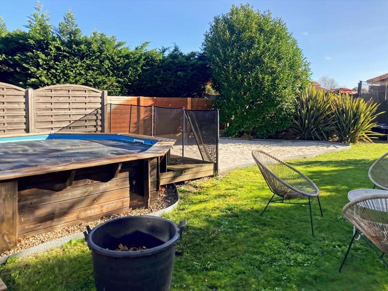 Maison - 95 m² - 4 pièces