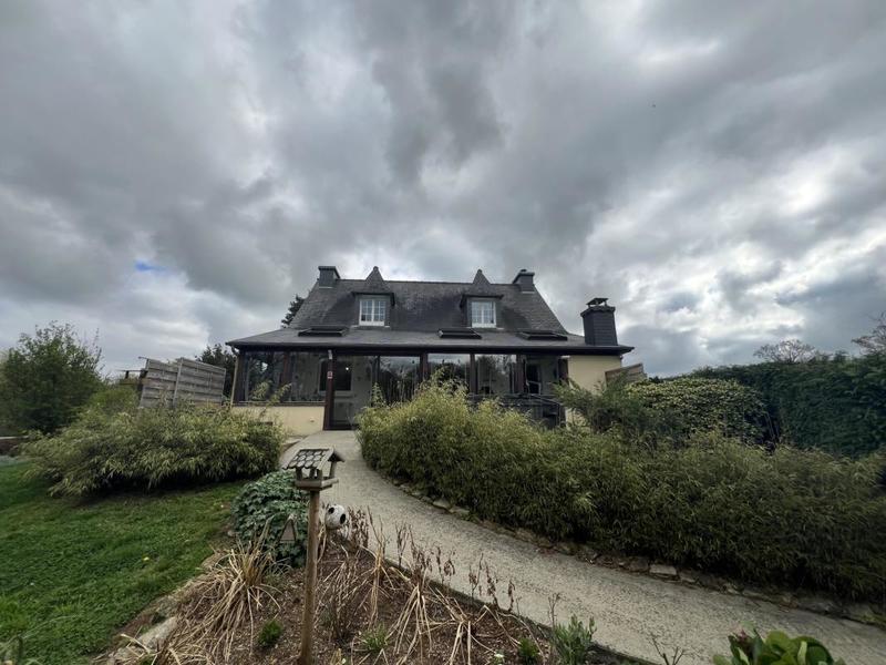 Maison - 140 m² - 7 pièces