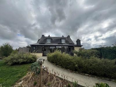 Maison - 140 m² - 7 pièces