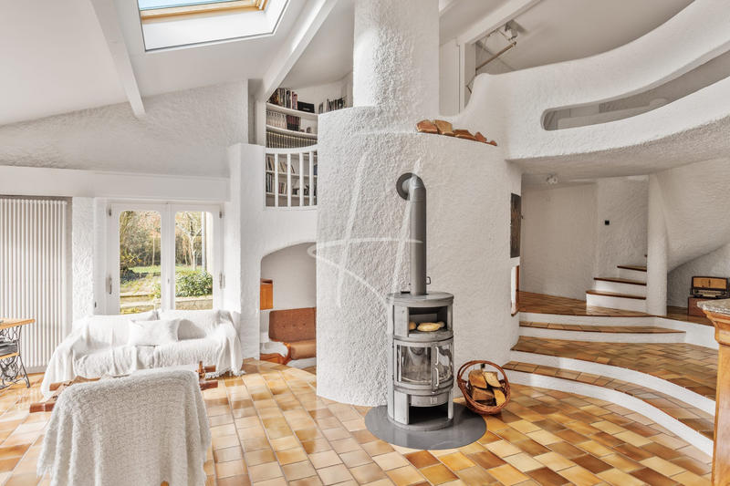 Villa - 250 m² - 9 pièces