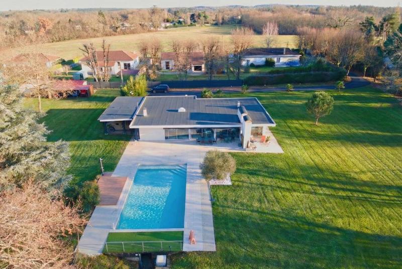 Pavillon - 135 m² - 6 pièces