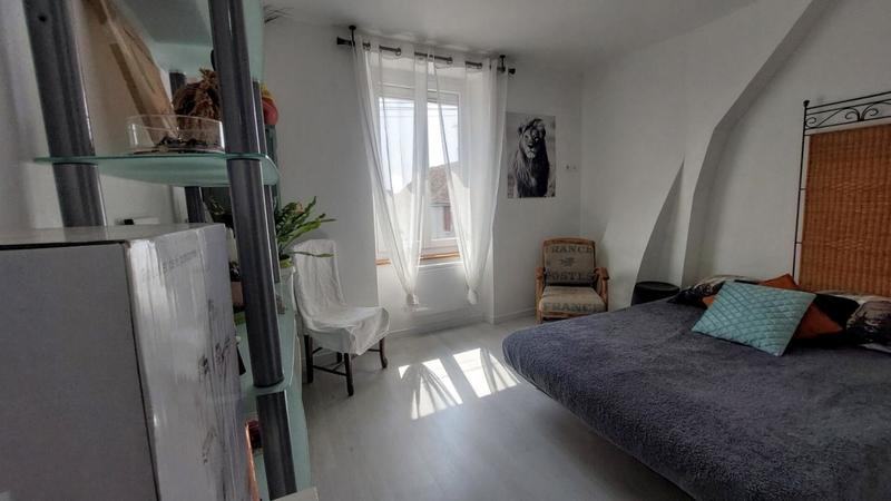 Maison - 195 m² - 6 pièces