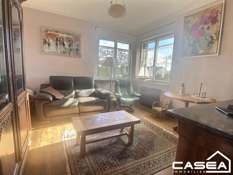 Maison - 160 m² - 8 pièces