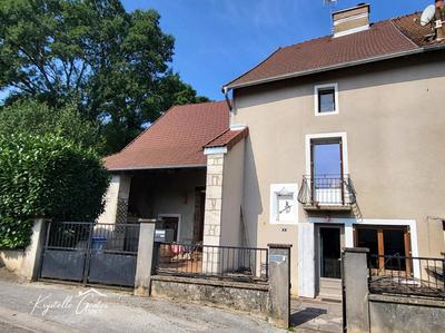 Maison - 185 m² - 7 pièces