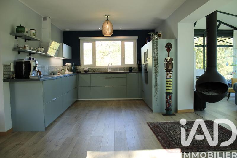 Maison - 185 m² - 5 pièces