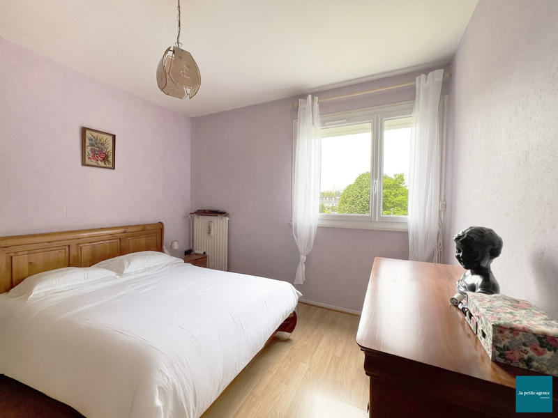 Appartement - 86 m² - 4 pièces