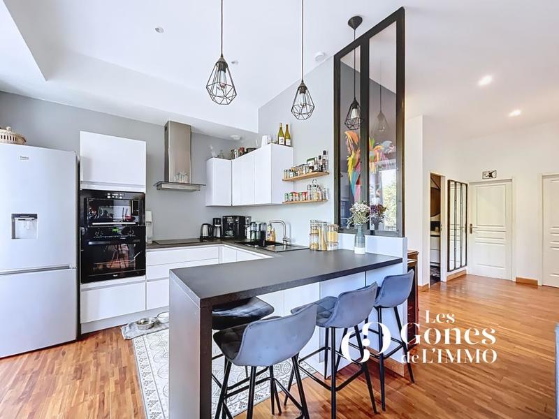 Appartement - 67 m² - 3 pièces