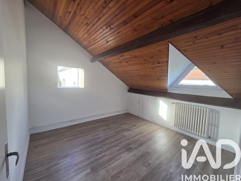 Maison - 185 m² - 8 pièces
