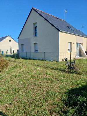 Maison - 97 m² - 5 pièces