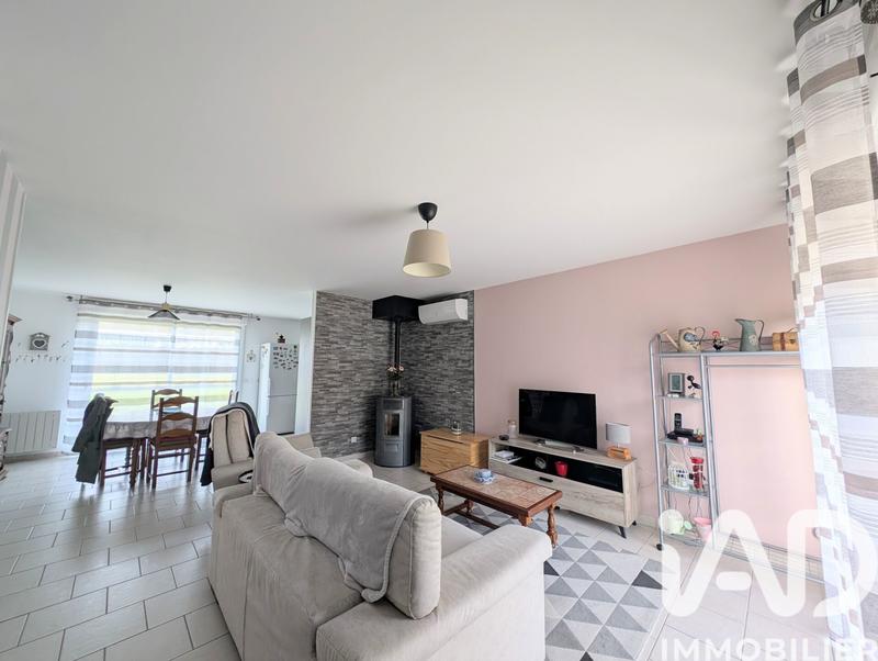 Maison - 95 m² - 5 pièces