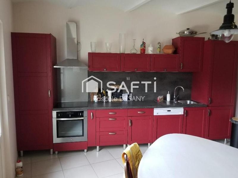 Maison - 245 m² - 12 pièces