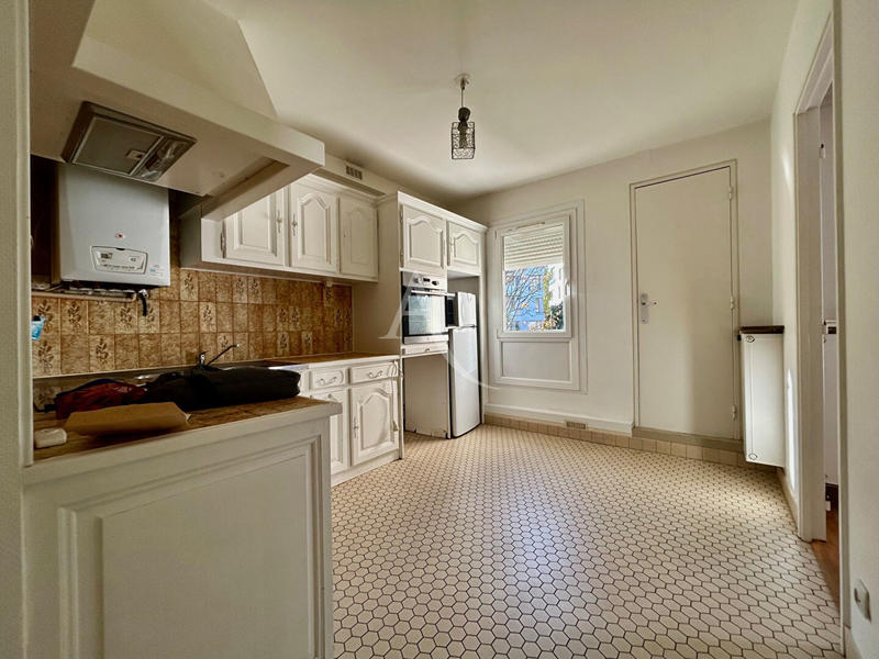 Appartement - 97 m² - 4 pièces