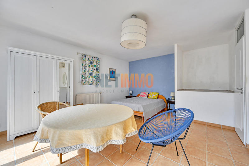 Maison - 195 m² - 8 pièces