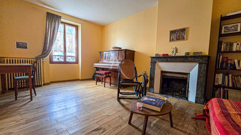 Maison - 127 m² - 8 pièces