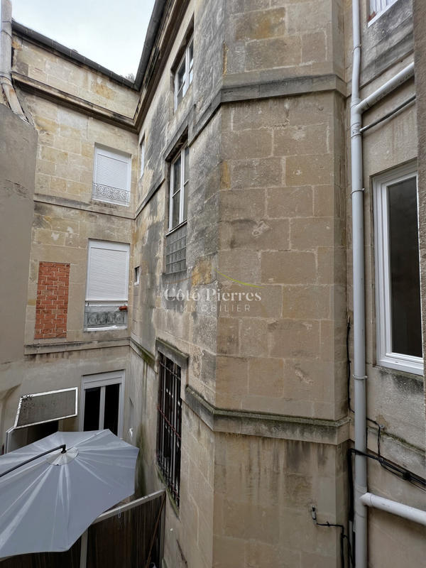 Immeuble - 392 m² - 3 pièces